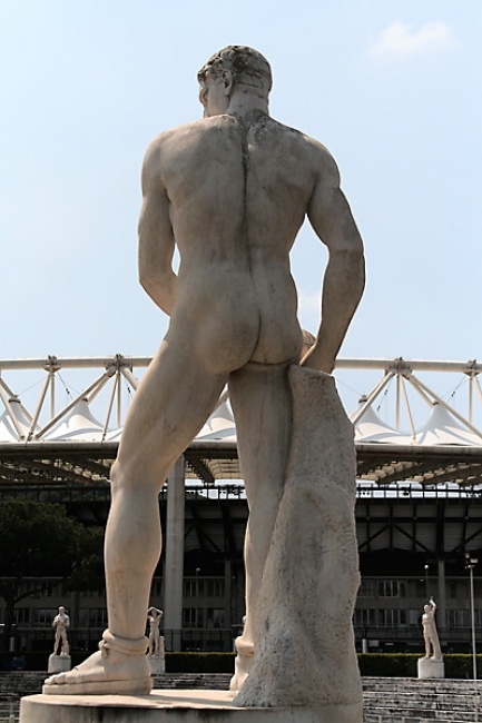 Stadio dei marmi 160